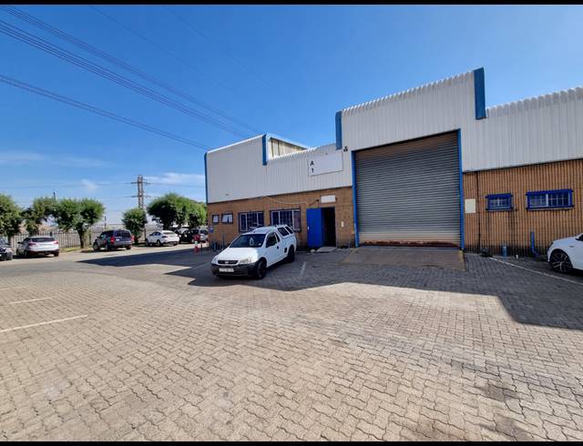 420M² WAREHOUSE TO LET IN SELBY